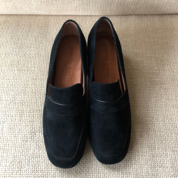 Gentle Souls by Kenneth Cole Blk Suede Loafer SZ 6 - Picture 3 of 3
